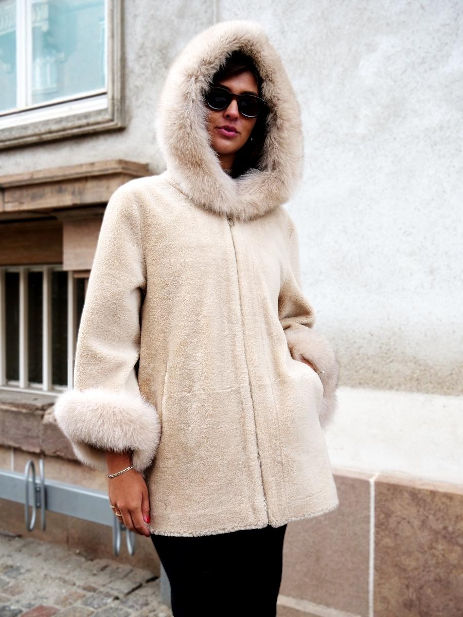 Franciane, 78 cm. - Hood - Air Wool - Women - Light Camel