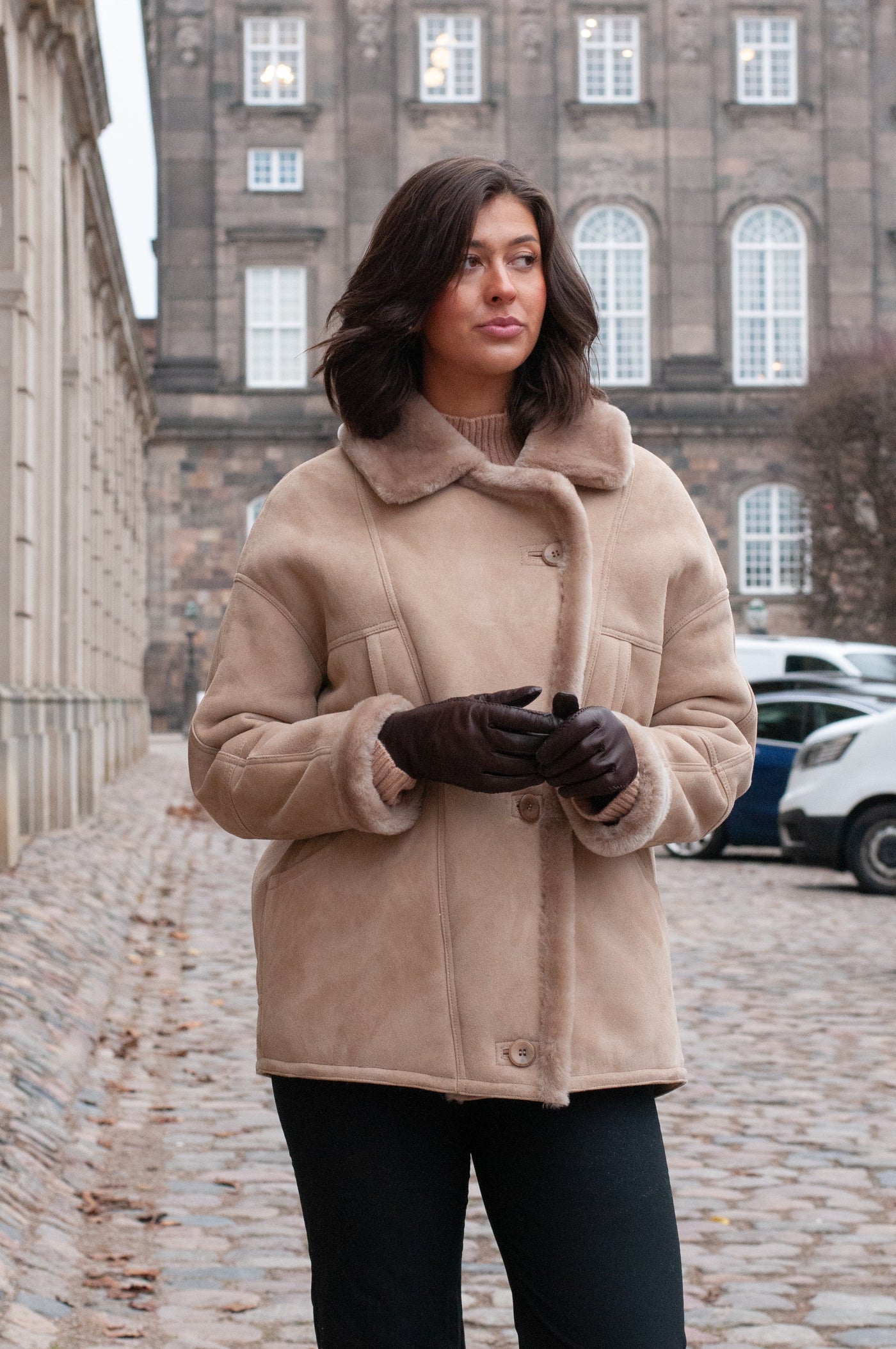 Hervati, 75 cm. - Collar - Suede Lamb - Women - Oak