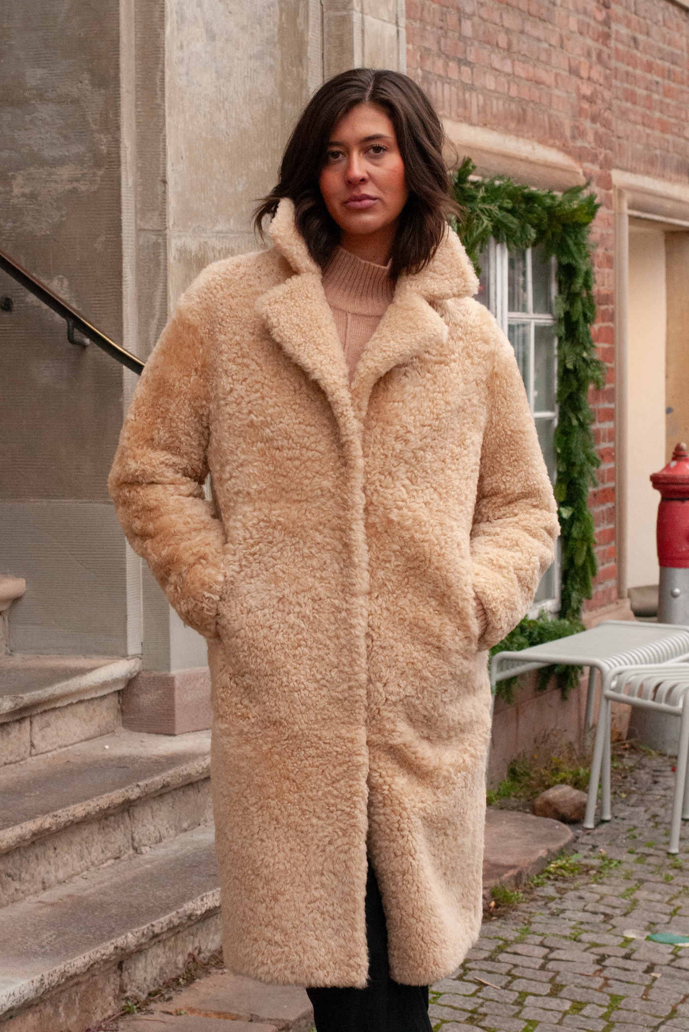 Izia, 105 cm. - Collar - La Coon Lamb - Women - Light Camel