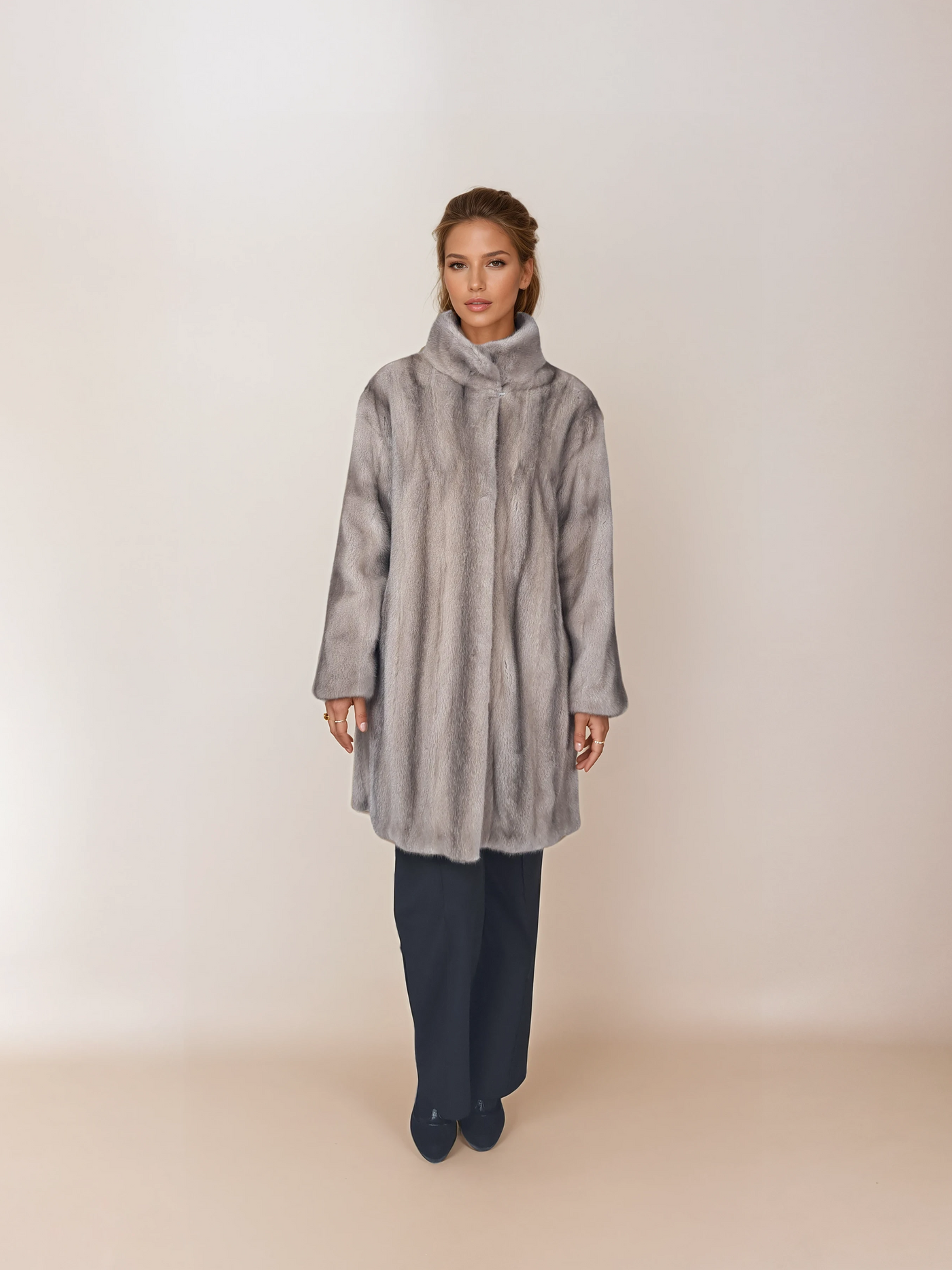 Filuka-A, 90 cm. - Collar - Mink - Women - Silver Blue