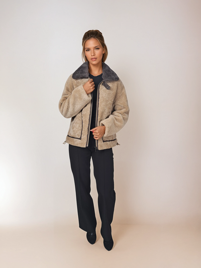 Illulu, 63 cm. - Collar - Curly Lamb - Women - Light Camel & Taupe