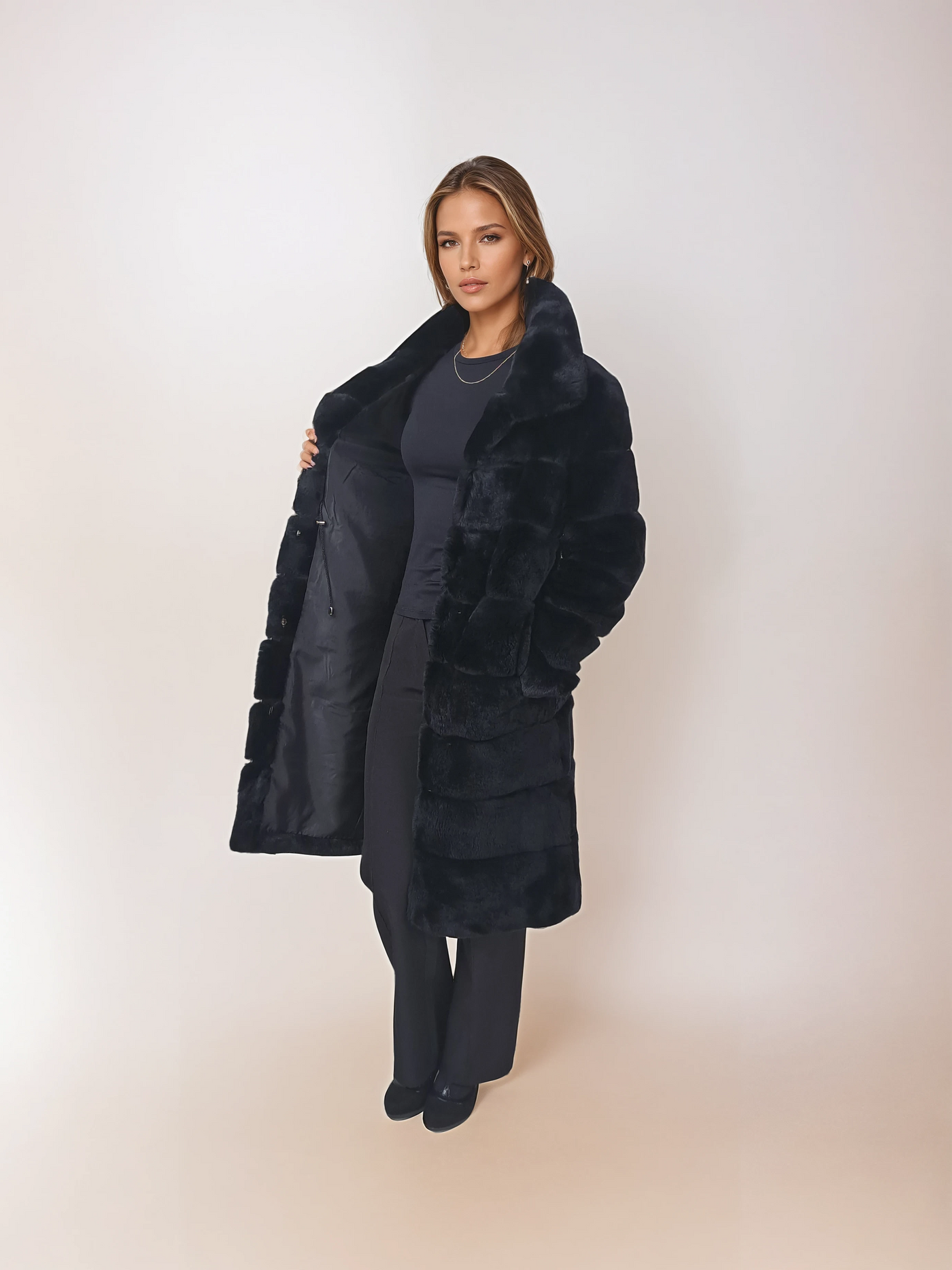 Petrovski, 100 cm. - Collar - Rex - Women - Black