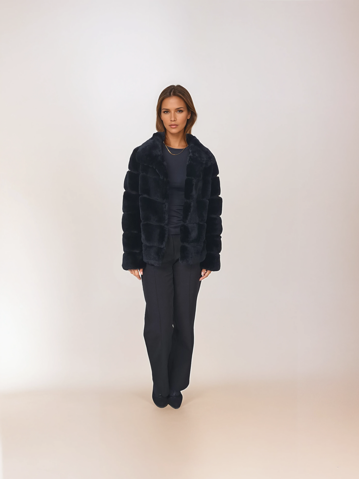 Petrovski, 60 cm. - Collar - Rex - Women - Black / Rex Kanin Pels - Levinsky - Kvinde