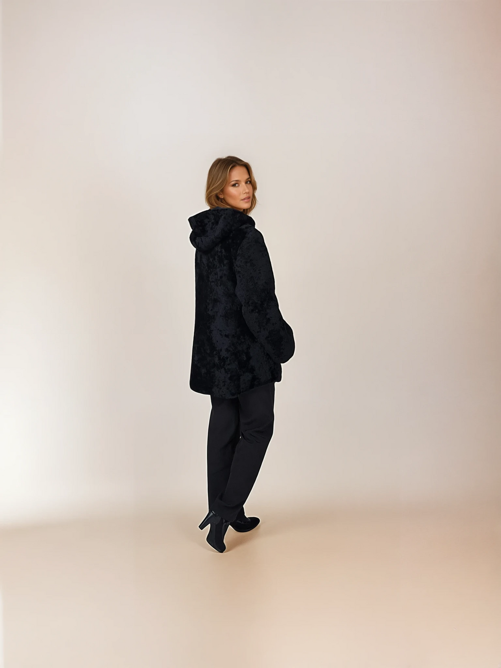 SHEARLING & LAMB – Levinskyfurs