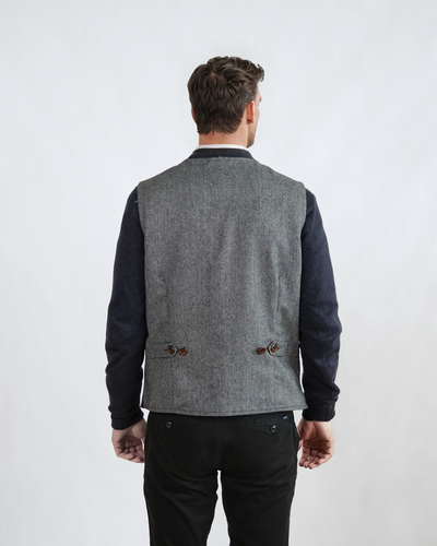 Renzo Vest, 60 cm. - Goat Suede Leather - Man - Tobacco