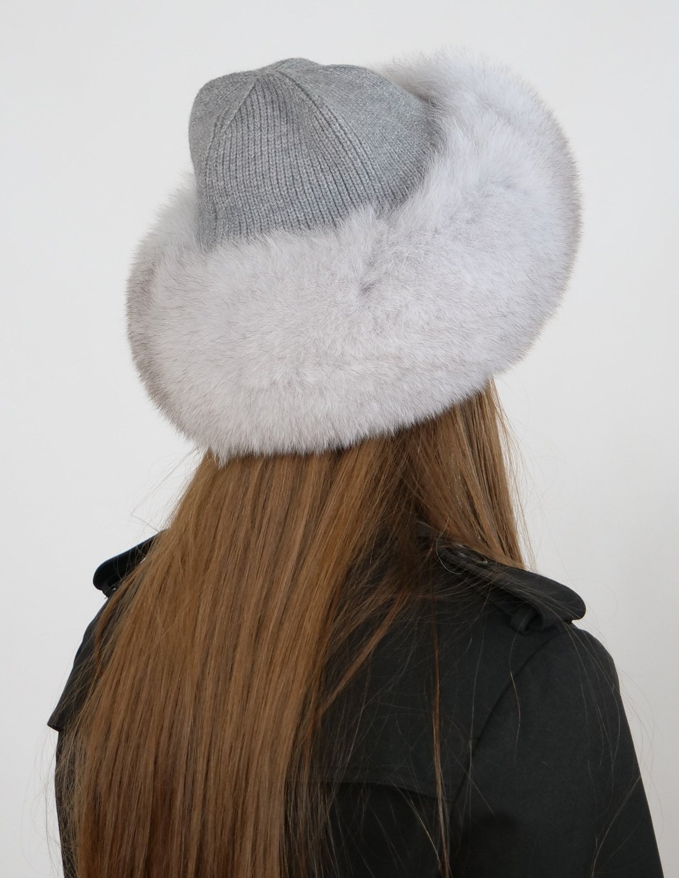 HL23C004 Hat - Knitted Yarn - Accesories - Grey