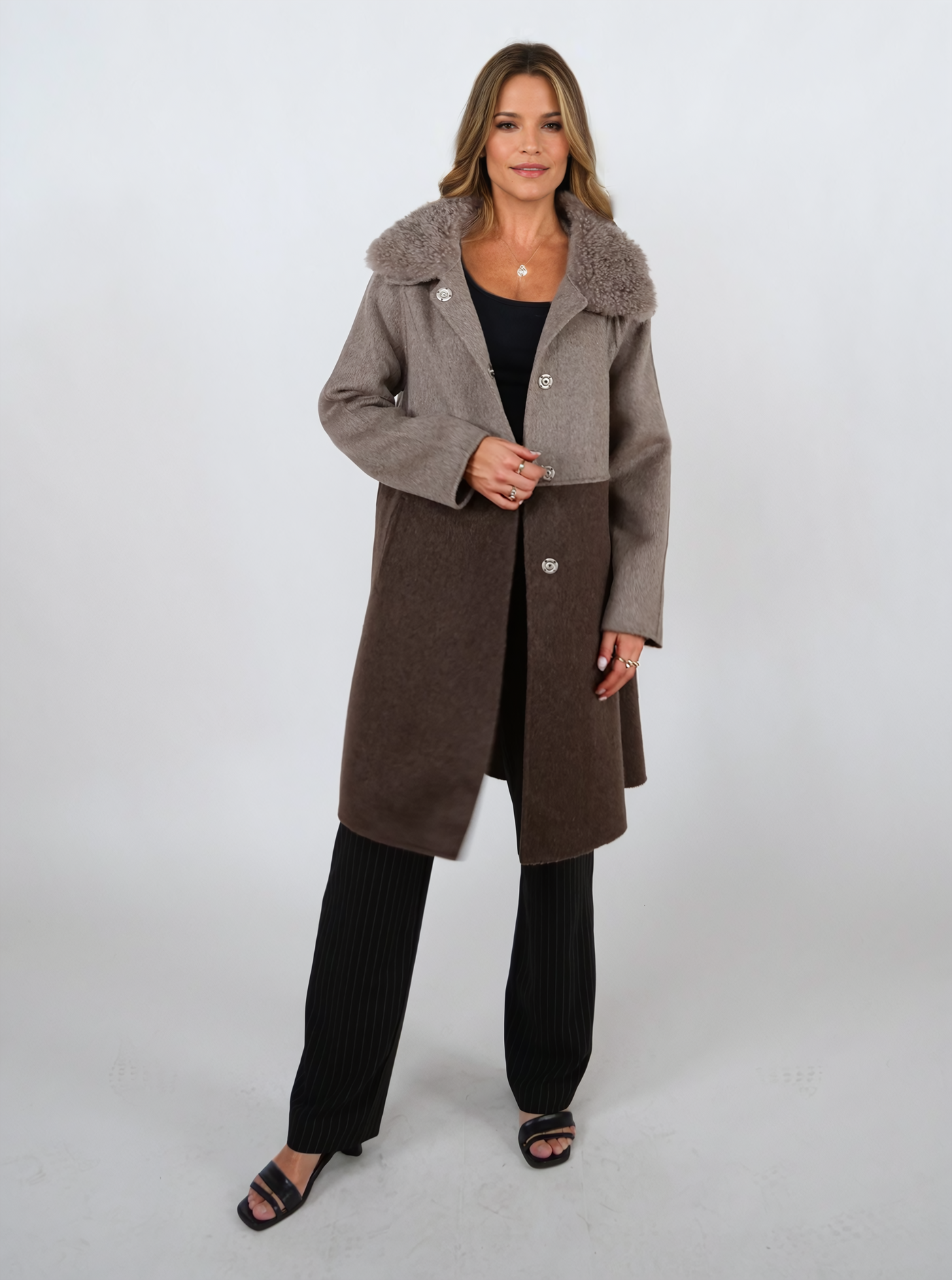 Italia, 95 cm. - Collar - 100% Wool - Women - Taupe & Dark Brown