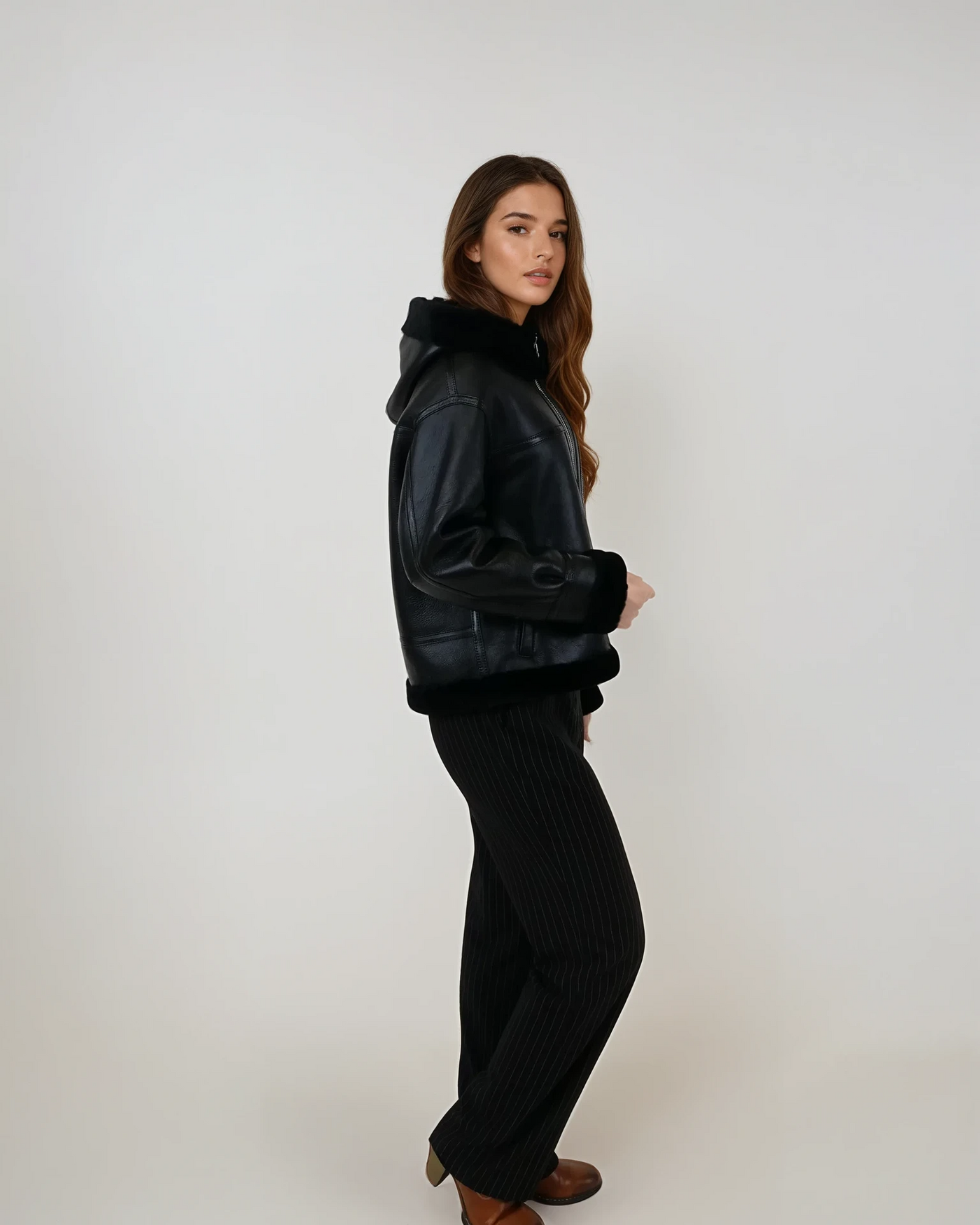 Isha, 56 cm. - Hood - Nappa Lamb - Women - Black