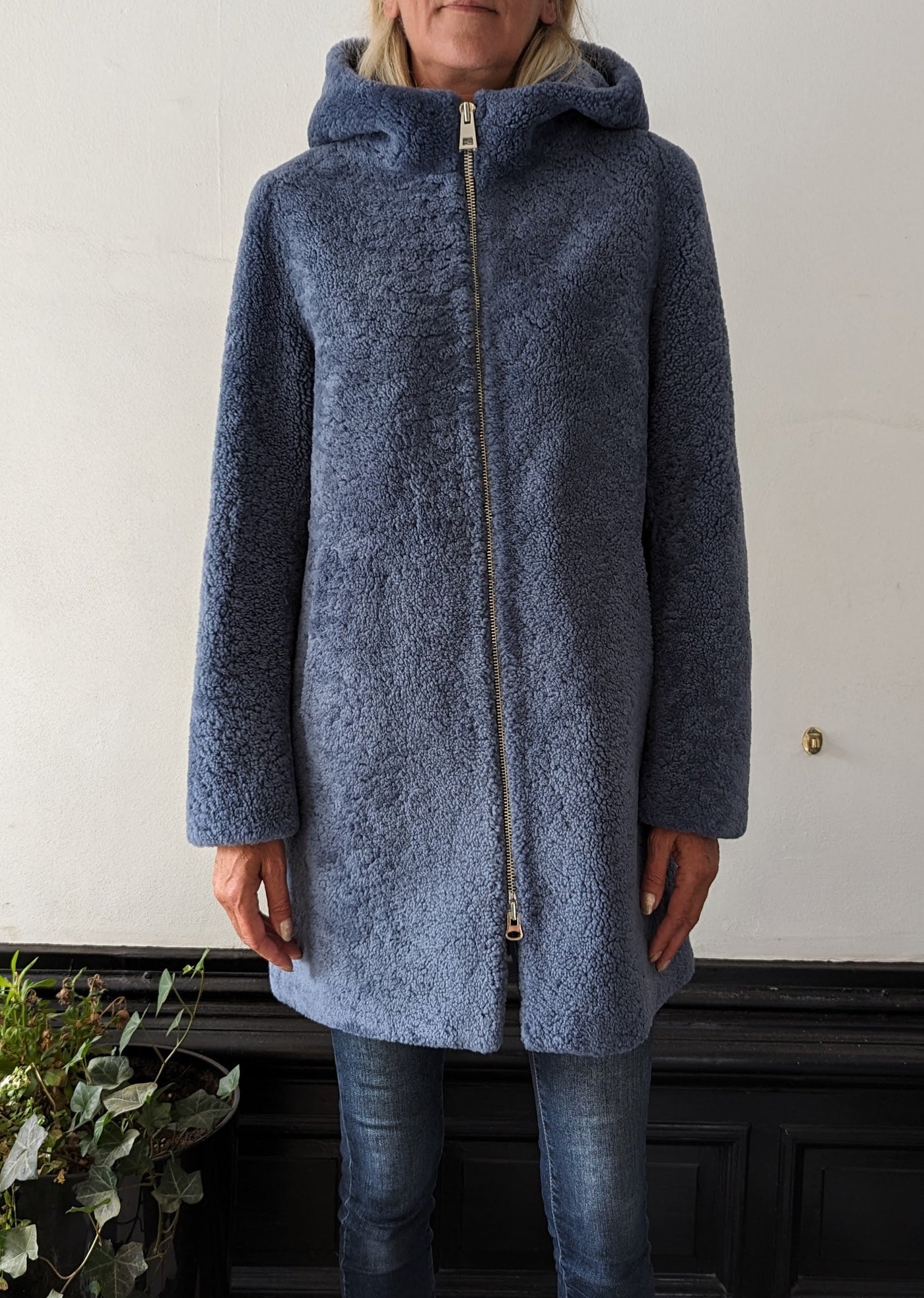 Delaney, 87 cm. - Hood - Curly Lamb - Women - Blue