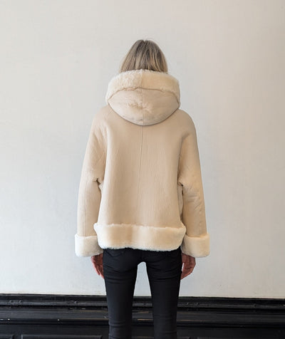 Indrani, 63 cm. - Hood - Toscana Lamb - Women - White