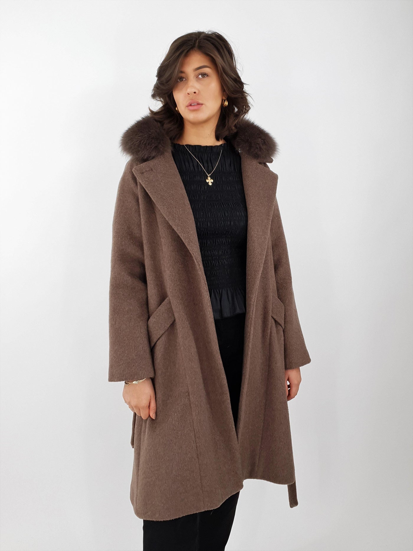 Deeba, 104 cm. - Wool - Women - Camel Brown - Wool - Women - Deeba, 104 cm. - Wool - Women - Camel Brown - Stampe Pels