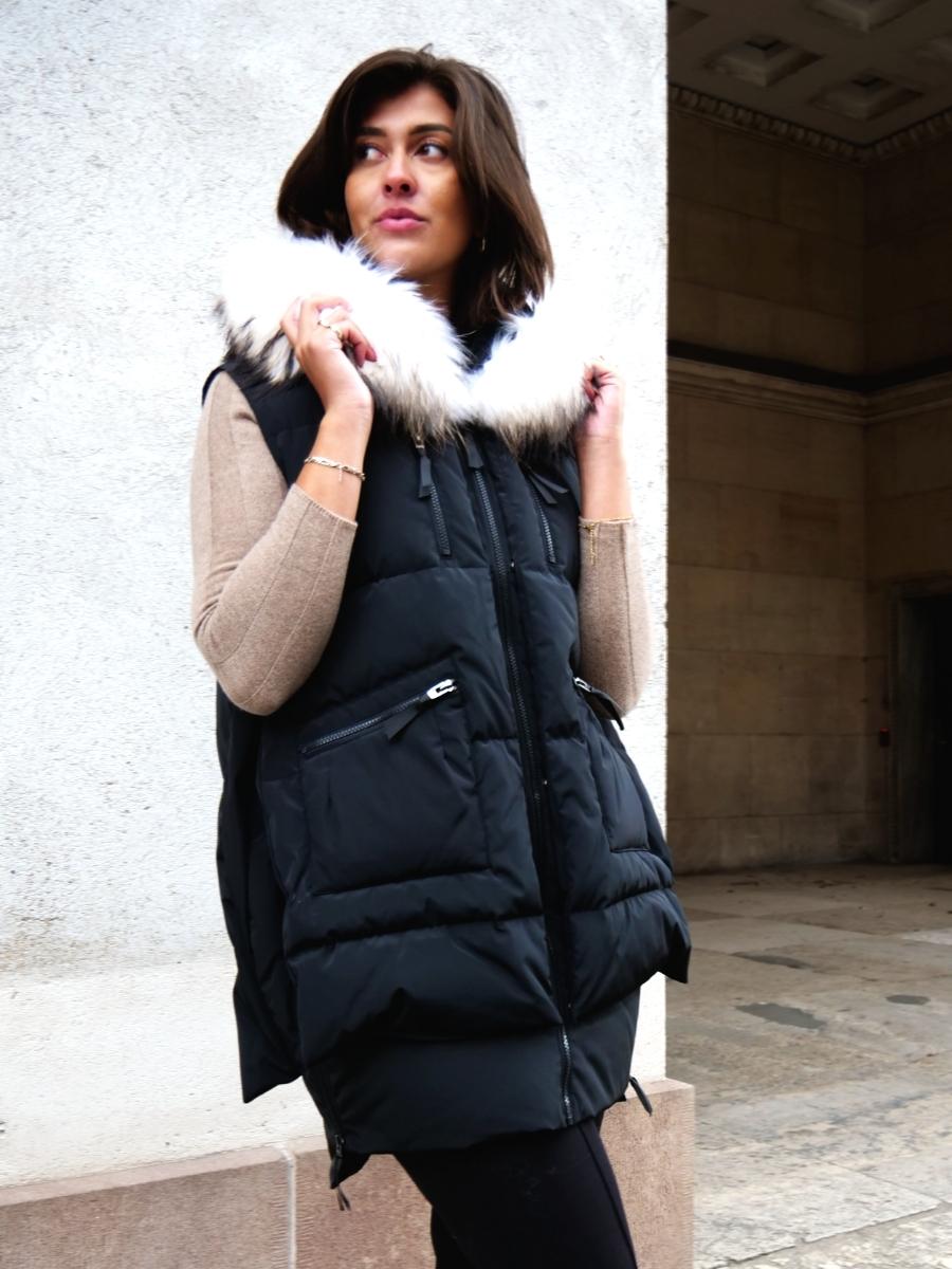 Down vest with fur hood online