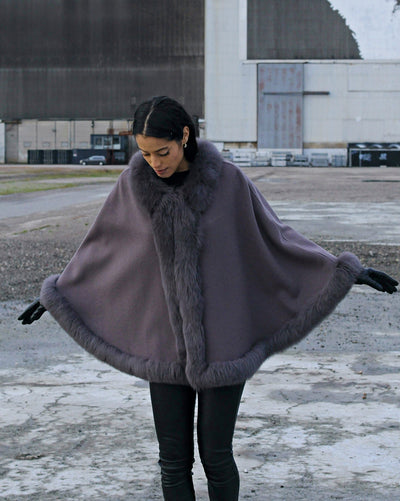 Chadron Cape, 65 cm. - Thinner Double Face Wool - Grey / Sjal | STAMPE PELS