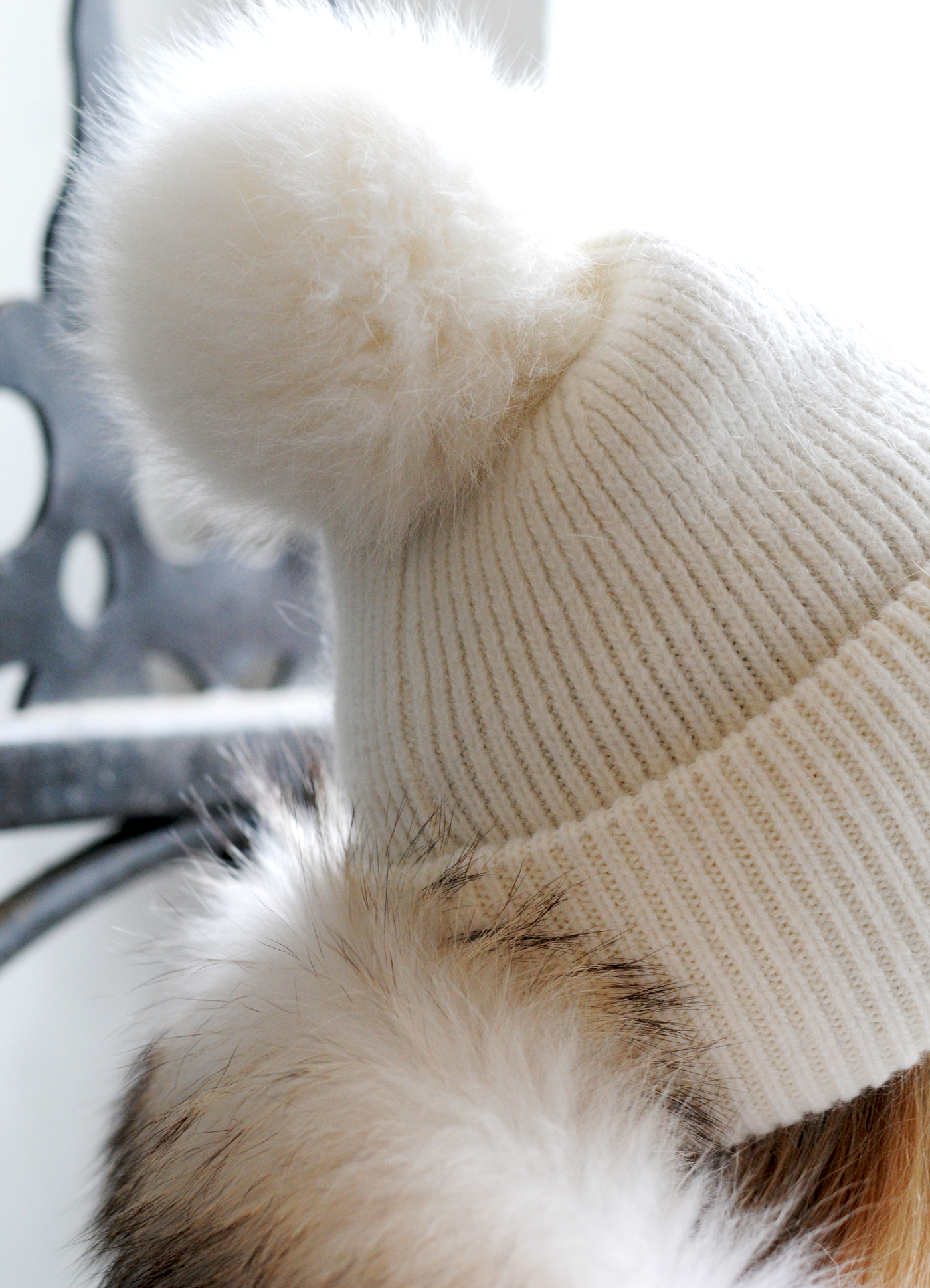 HL22C007 Angora Hat - Knitted Yarn - Accesories - White
