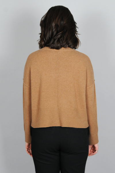 SY-23080 Sweater - 100% Wool - Accessories - Walnut