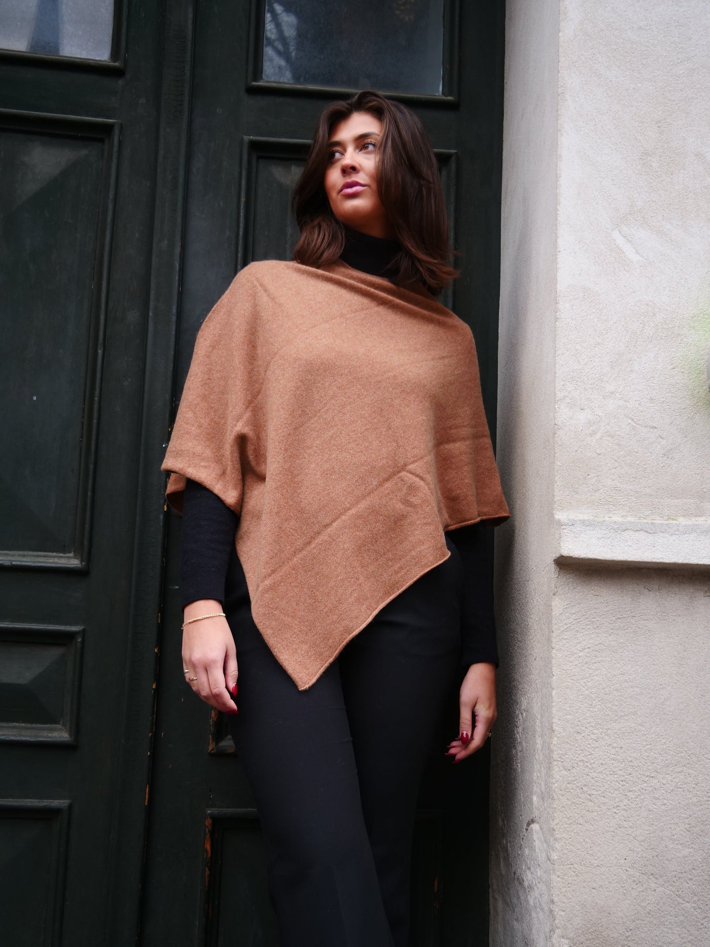 SY-24001 Poncho - 100% Cashmere - Accesories - Dark Camel
