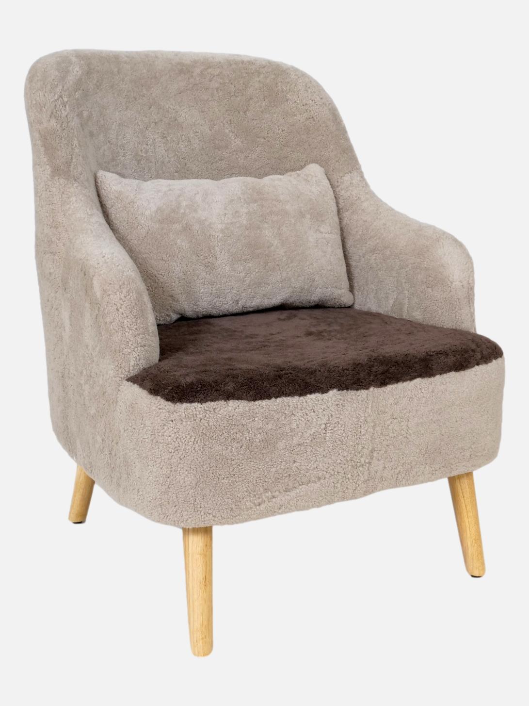 Levinsky Chair No. 2 - Curly Lamb - Women - Oak